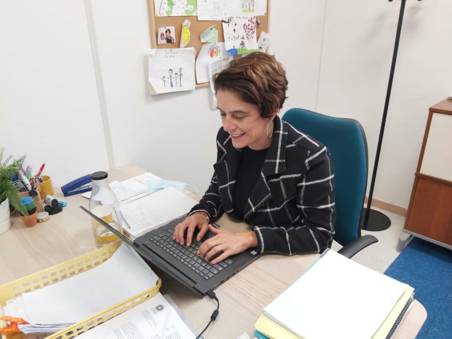 CONOCE A VIKI, GERENTE DE APANATE, MADRE DE DOS HIJOS Y GRAN AMIGA